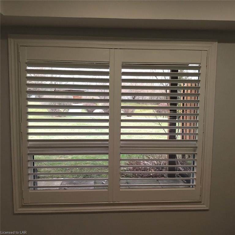 304 Hillcrest - Photo 1