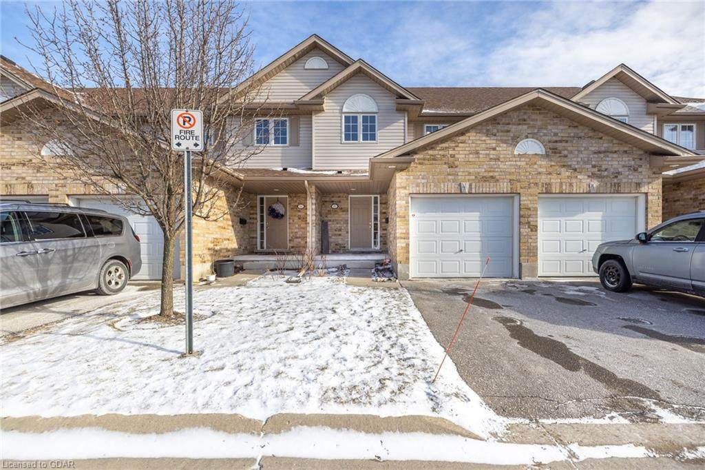 31 Schroder Crescent - Photo 1