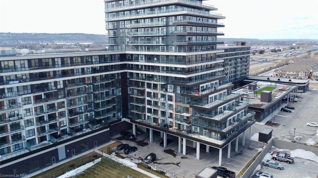 550 North Service Road - Photo 1