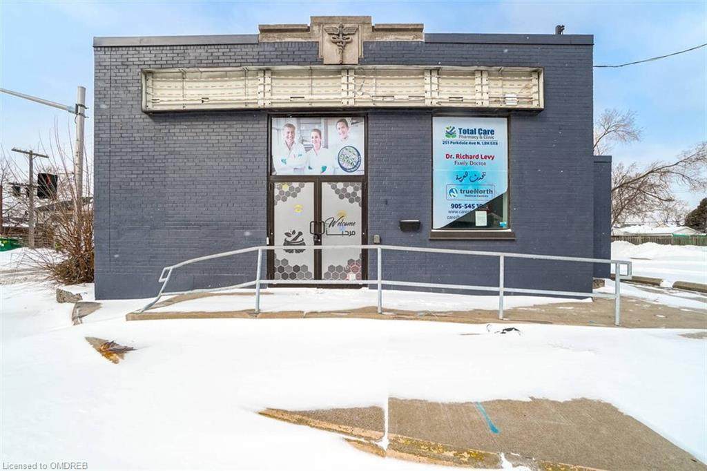 251 Parkdale Avenue - Photo 1