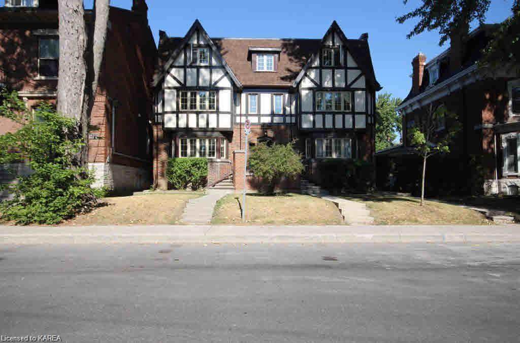 110 Bagot Street - Photo 1