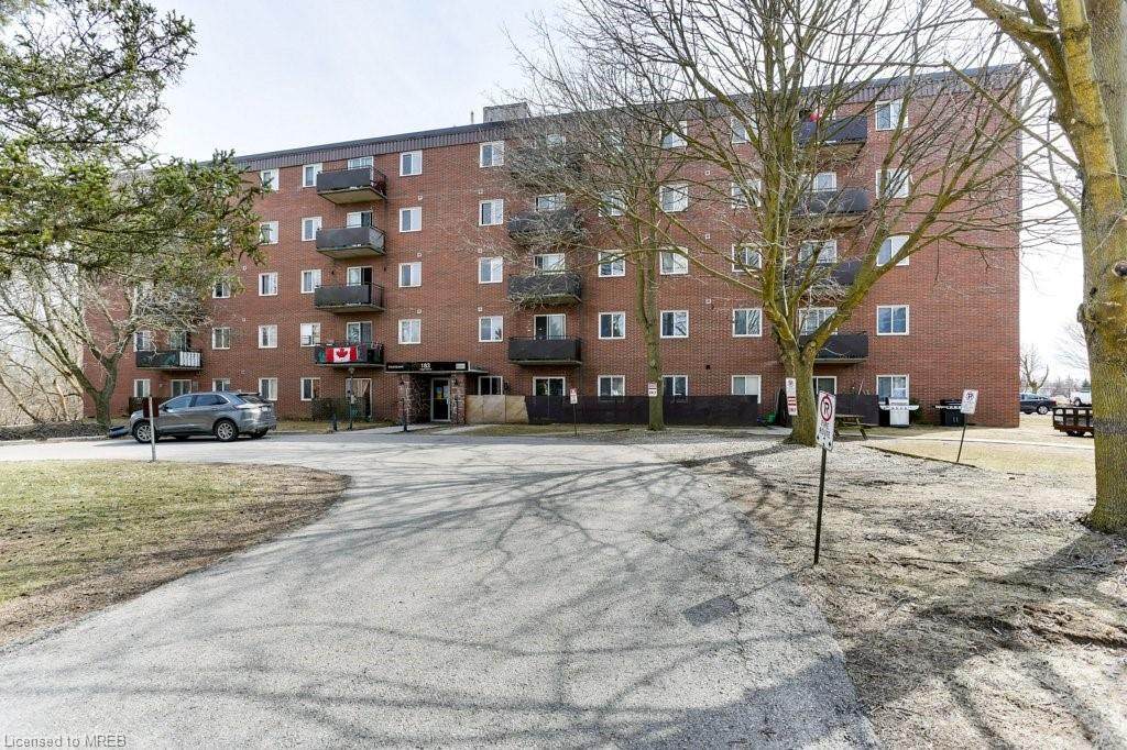 183 Lisgar Avenue - Photo 1