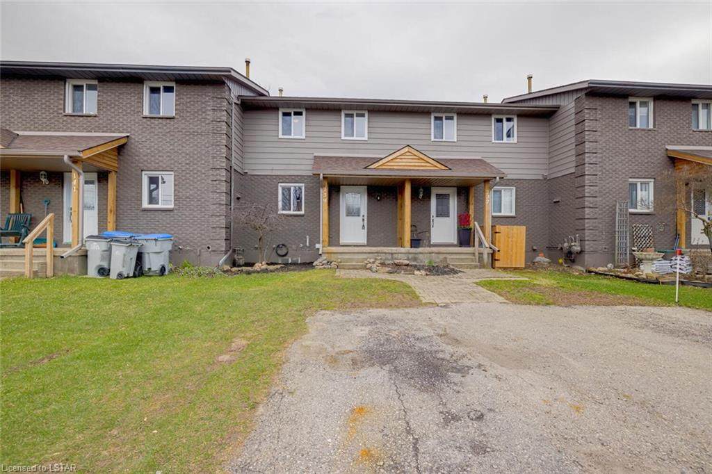 139 Simcoe Street - Photo 1