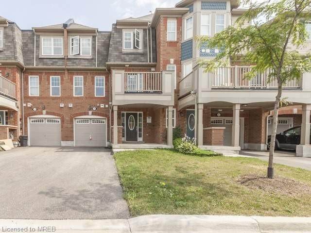 220 Mortimer Crescent - Photo 1