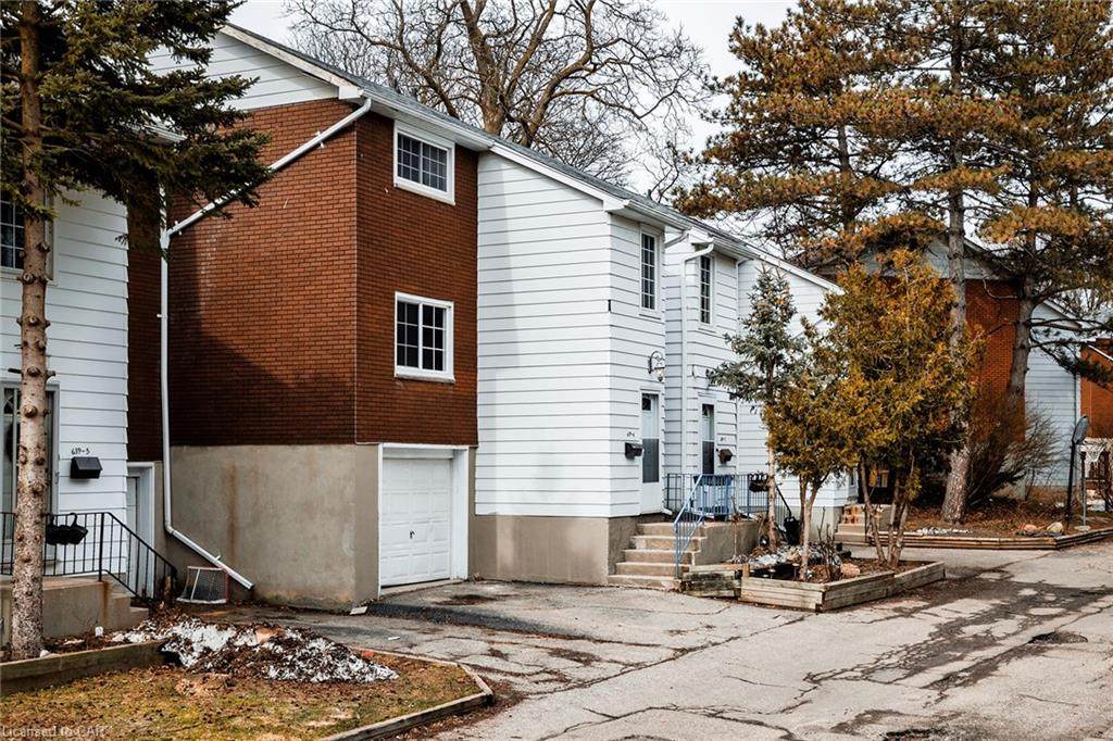 639 Albert Street - Photo 1