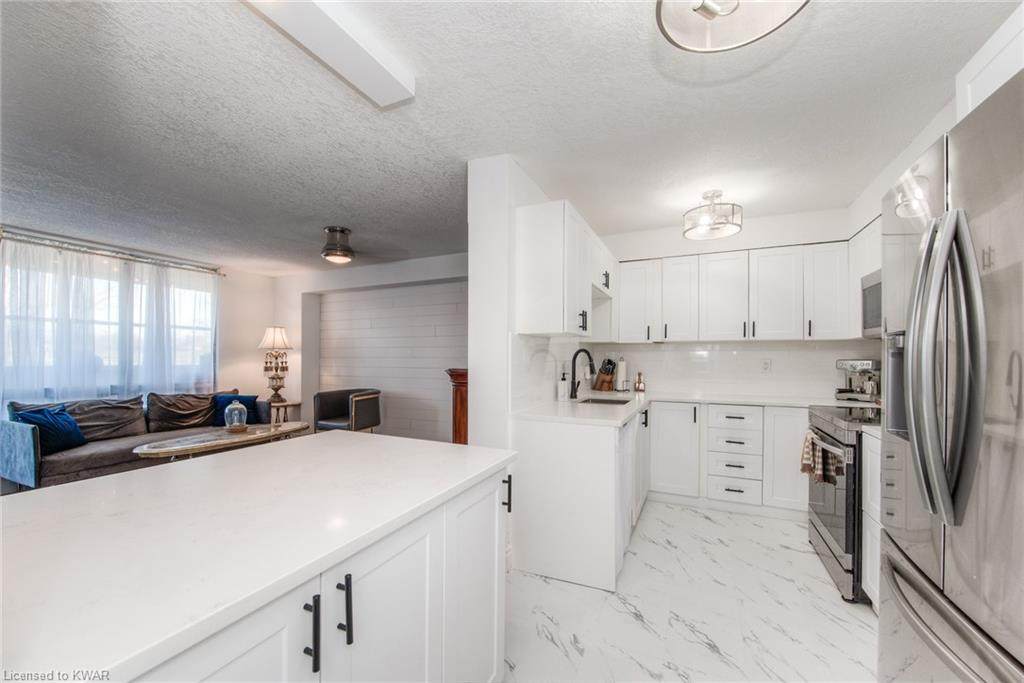 225 Harvard Place - Photo 1
