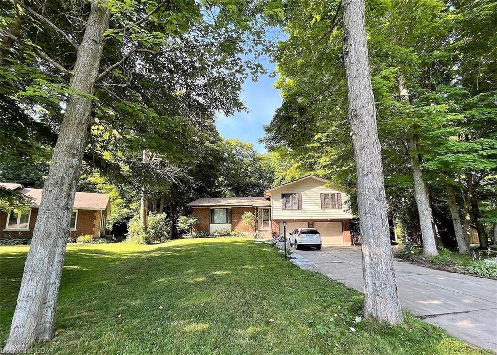 42 Graham Crescent - Photo 1
