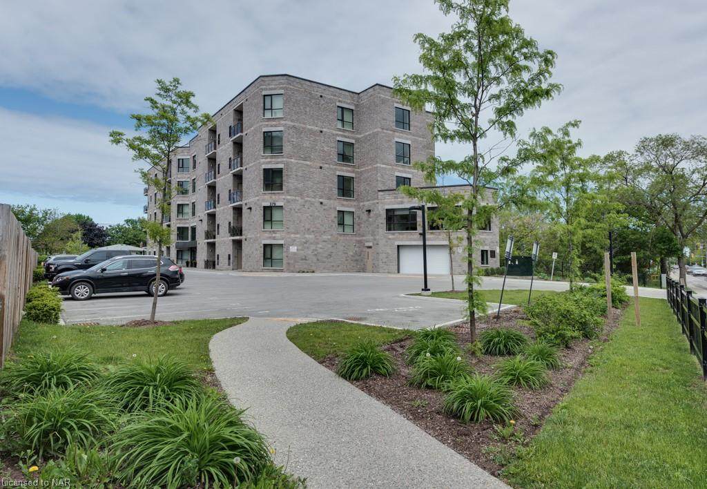 379 Scott Street - Photo 1