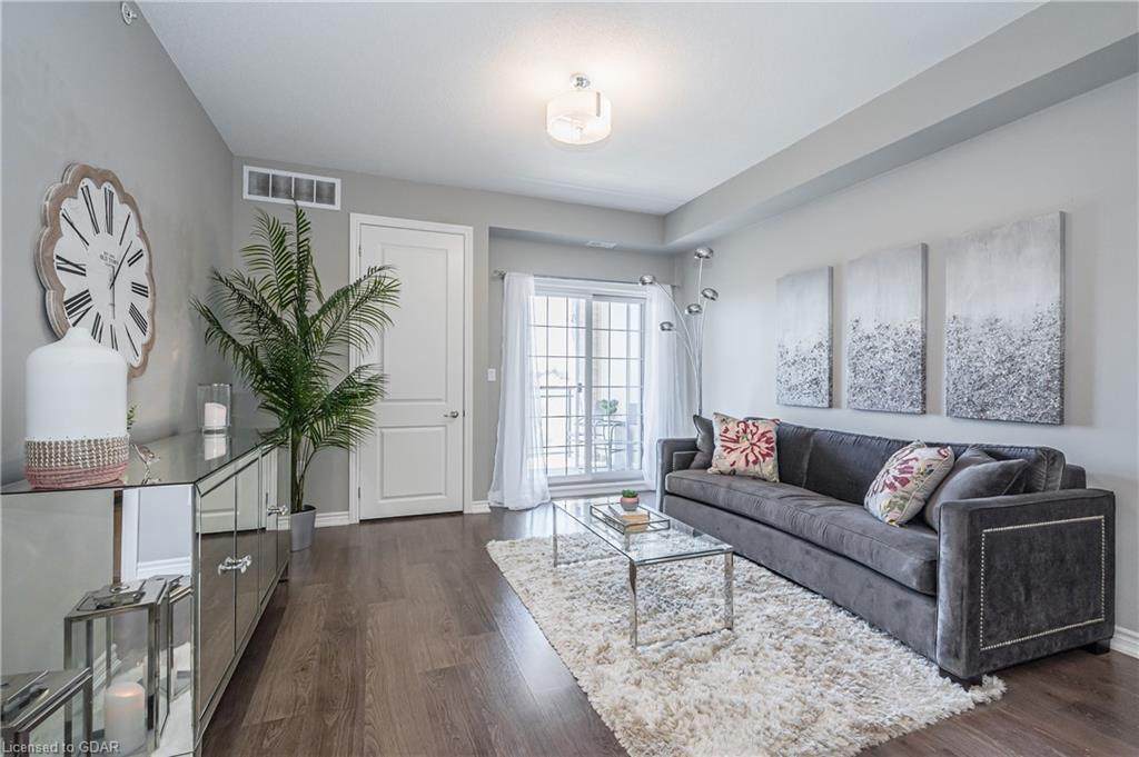 1077 Gordon Street - Photo 1