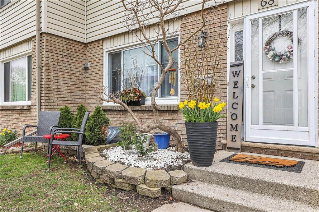 690 Little Grey Street - Photo 1