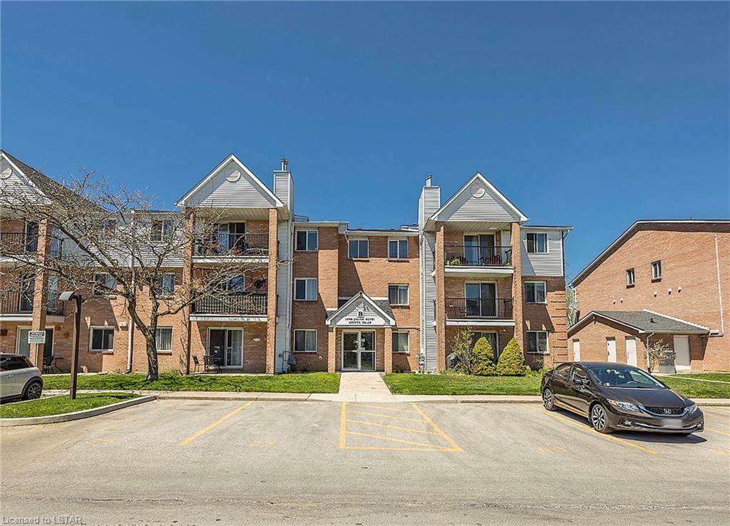 1096 Jalna Boulevard - Photo 1