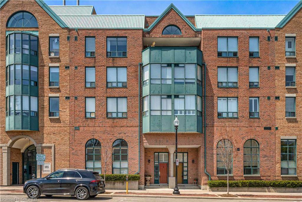 185 Robinson Street - Photo 1