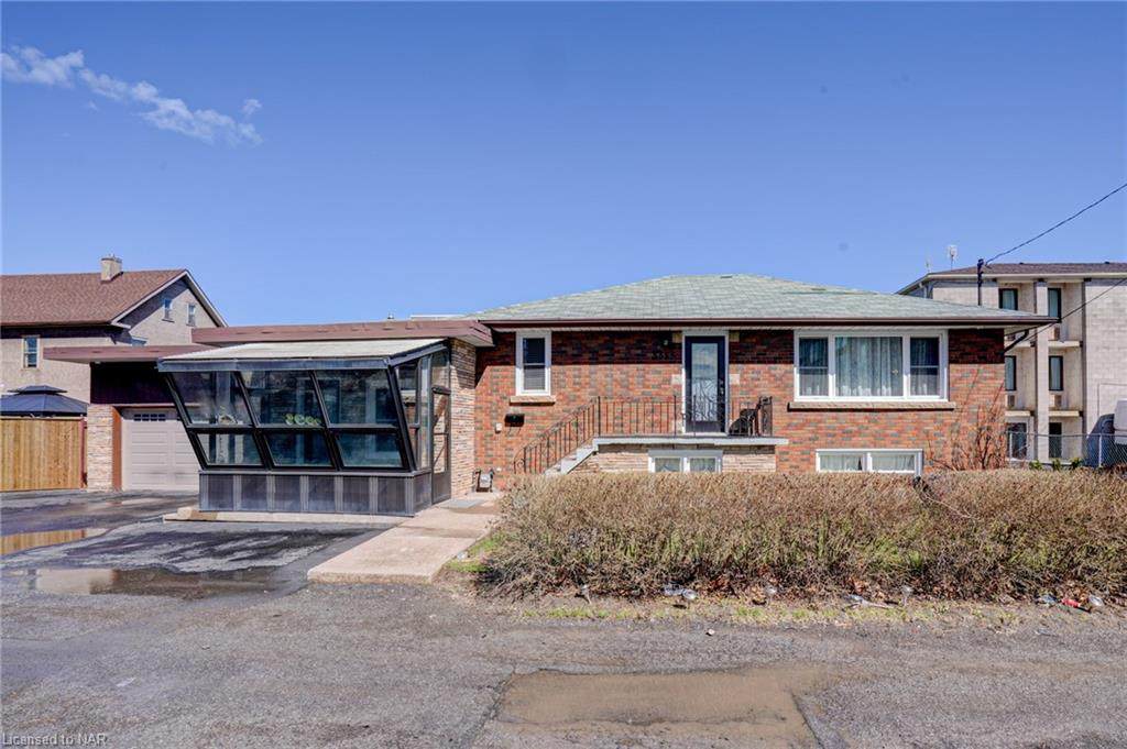 5585 Peer Lane - Photo 1