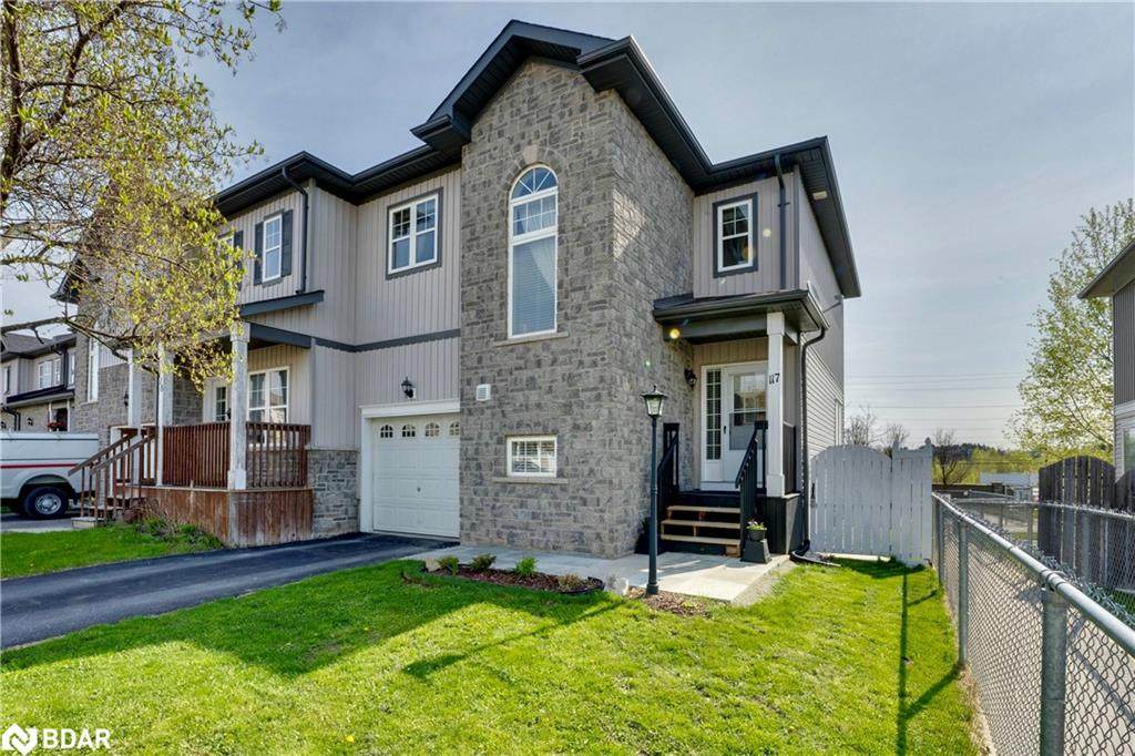 800 West Ridge Boulevard - Photo 1