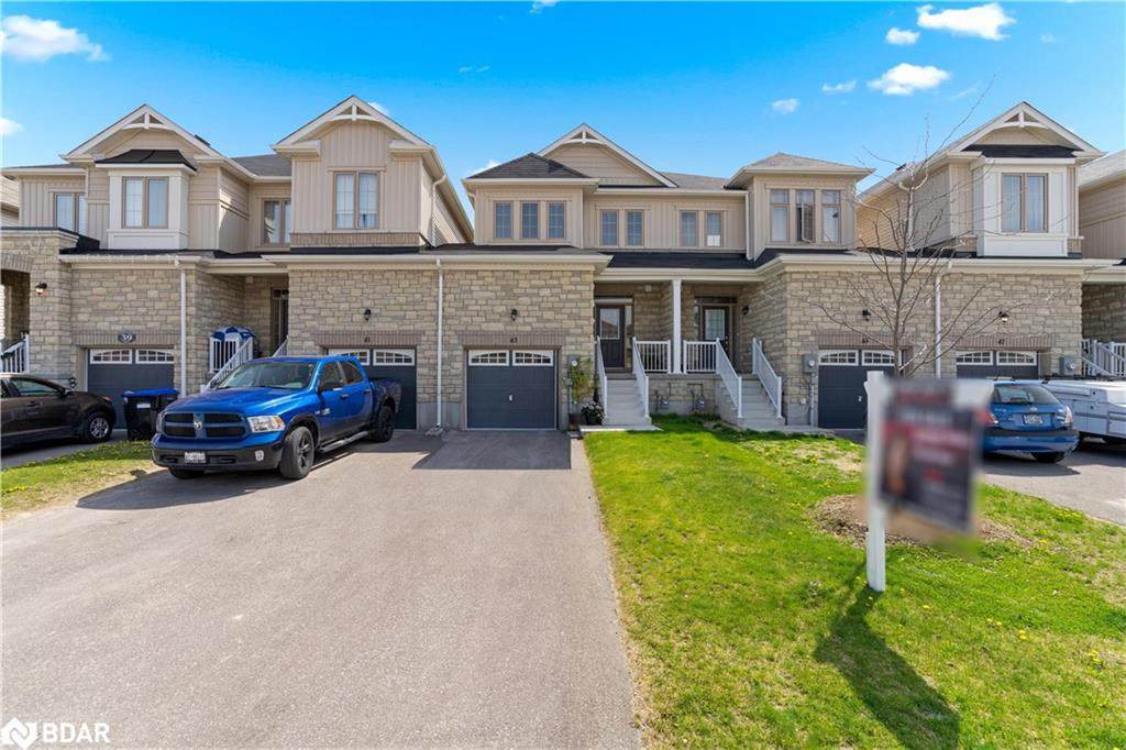 43 Greenwood Drive - Photo 1