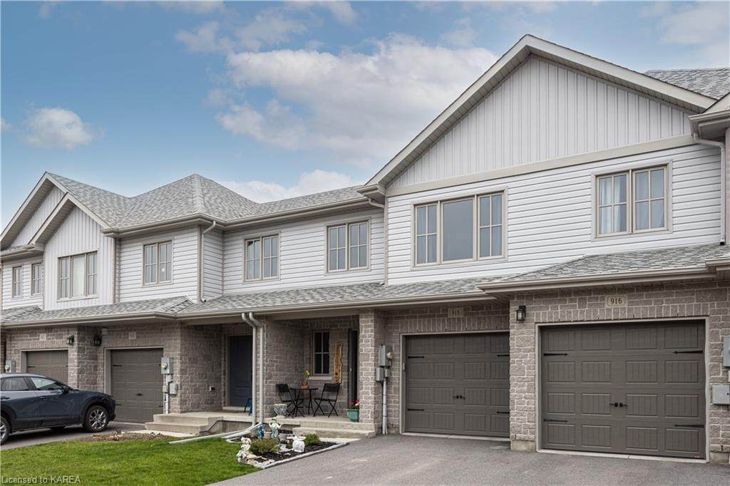 918 Blossom Street - Photo 1