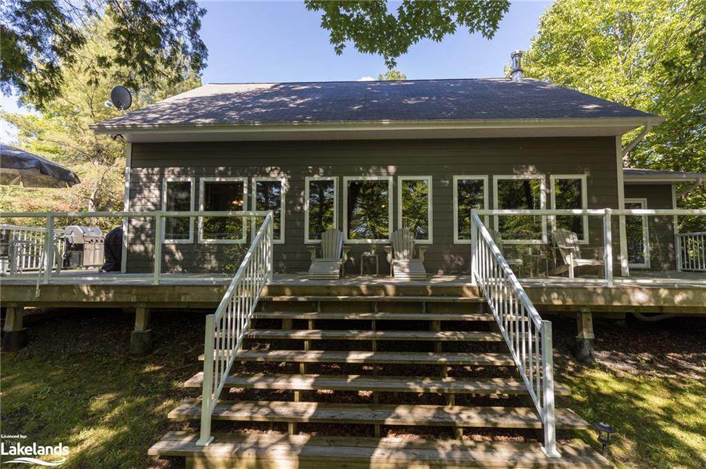 14 Swan Boulevard - Photo 1