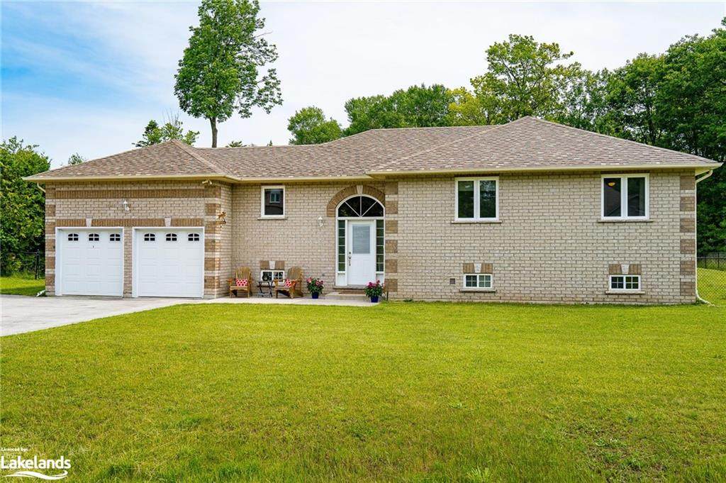 33 Evergreen Avenue - Photo 1