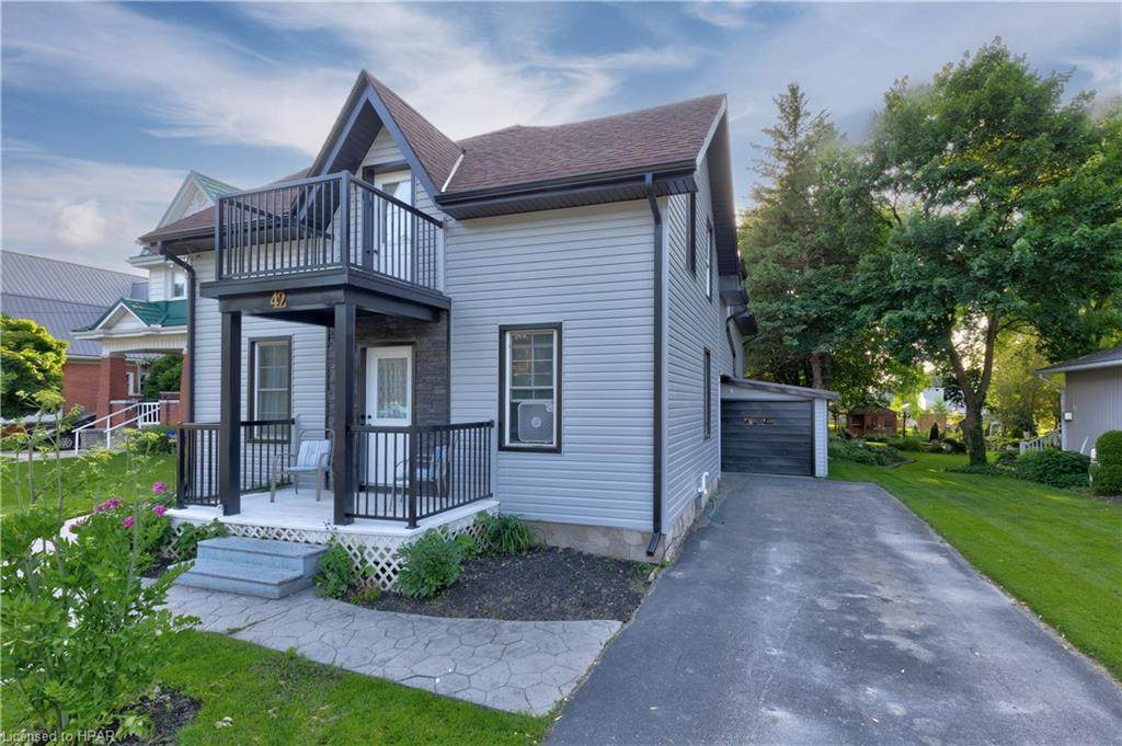 42 Main Street - Photo 1