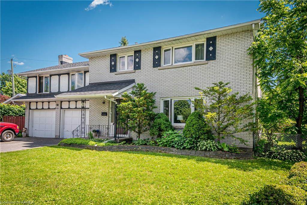 38 Smithfield Crescent - Photo 1