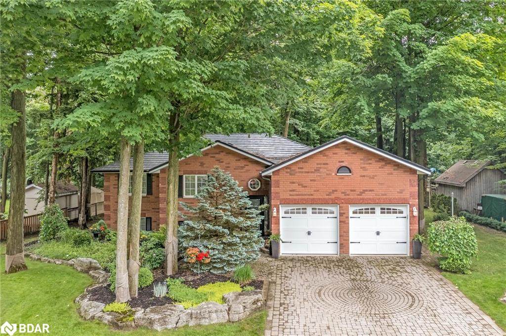 43 Pine Park Boulevard - Photo 1
