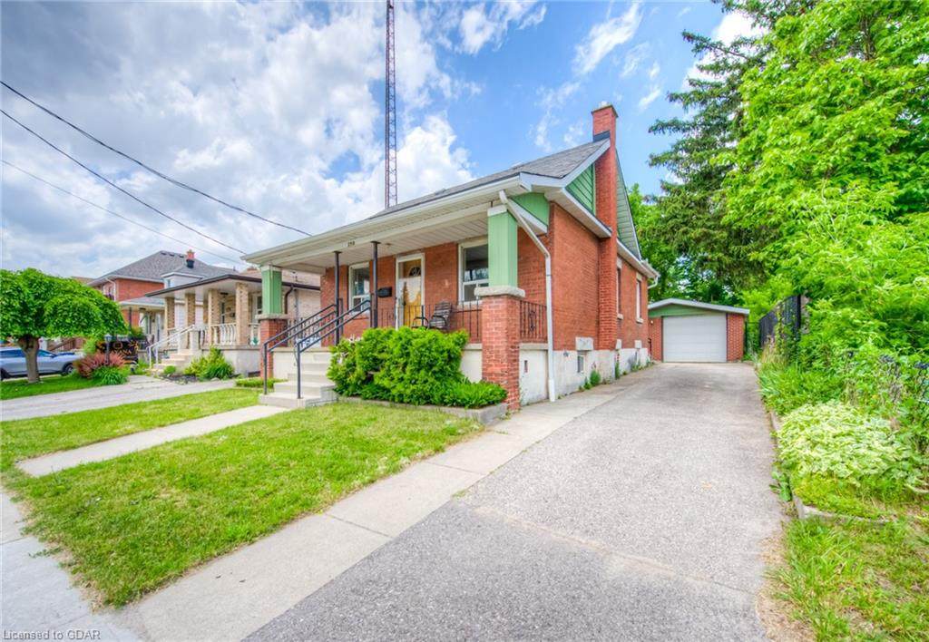 290 Elizabeth Street - Photo 1
