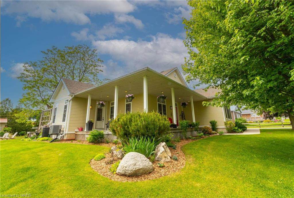4833 Bruce 3 Road - Photo 1
