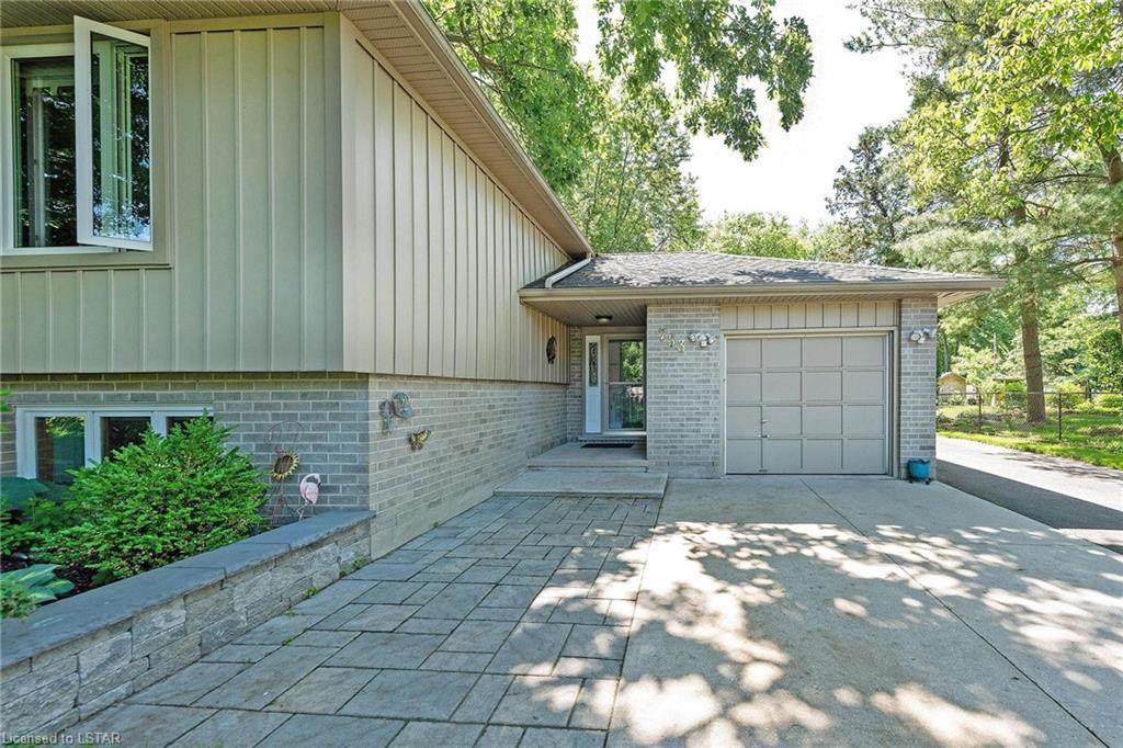 753 Bowan Street - Photo 1