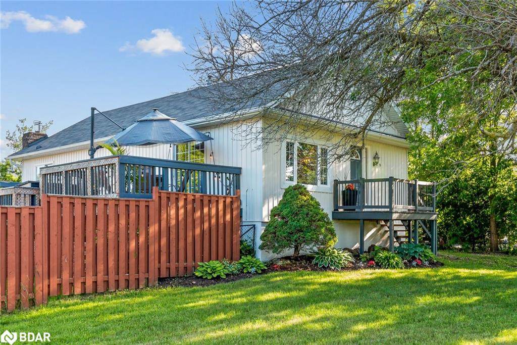 9 Maple Avenue - Photo 1