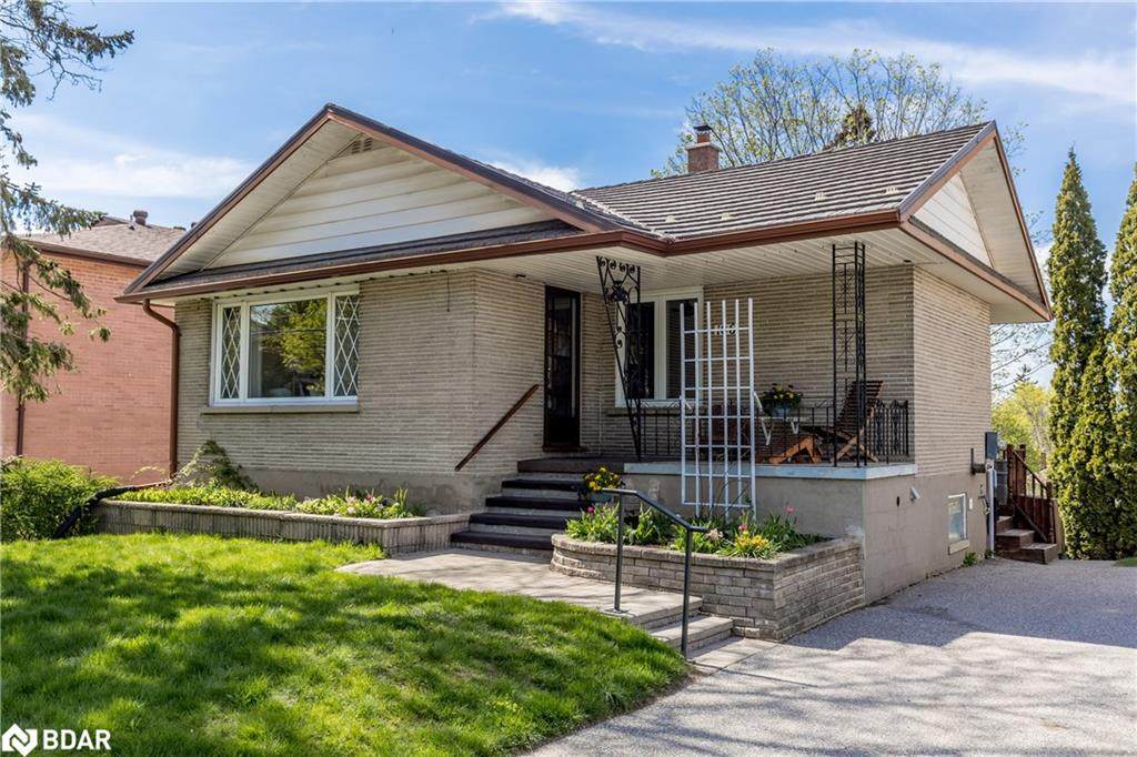 106 Codrington Street - Photo 1