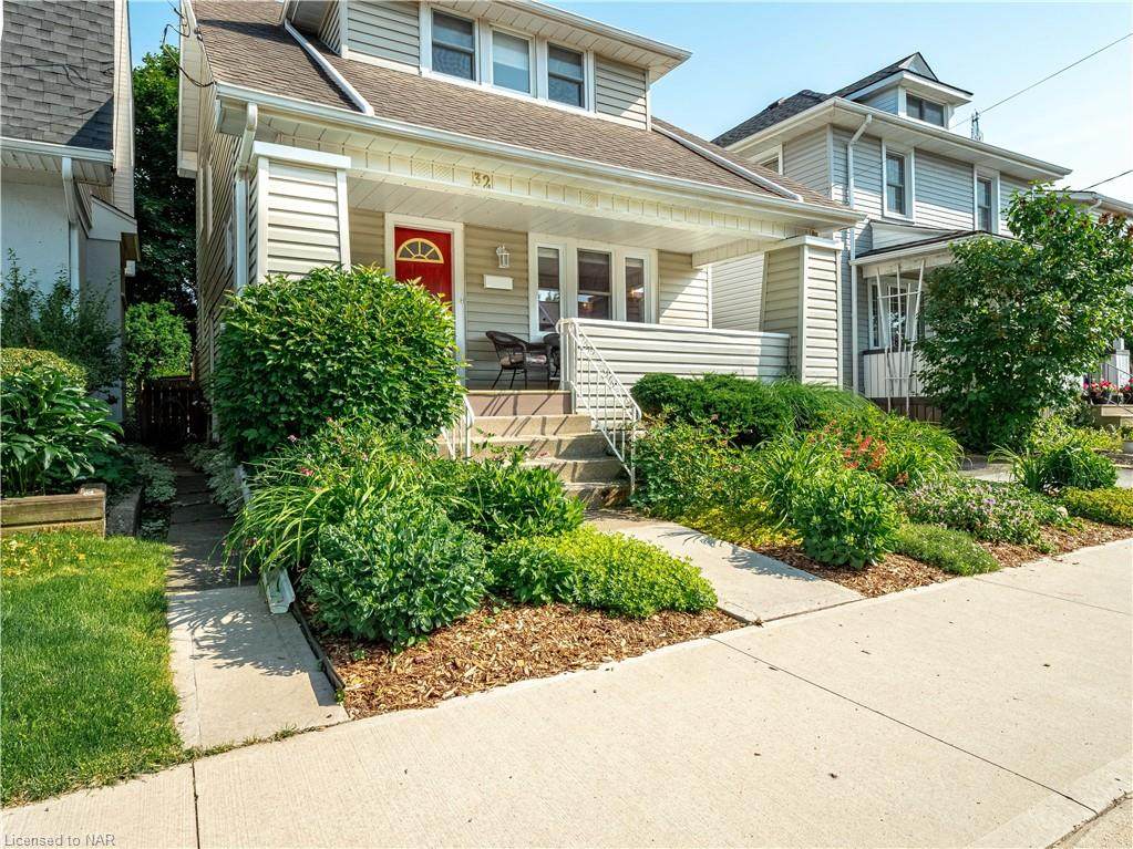 32 Lowell Avenue - Photo 1