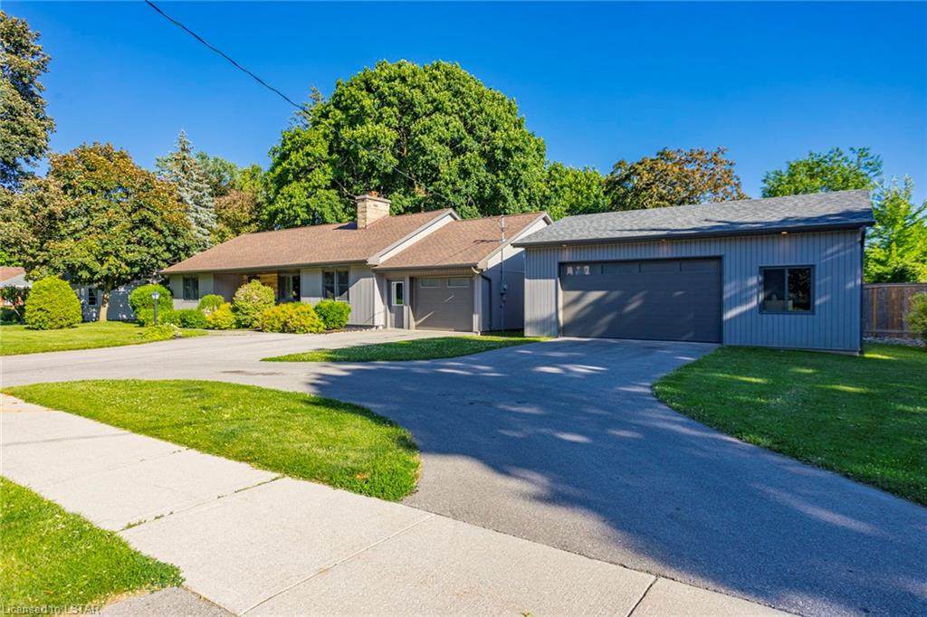 356 Elizabeth Street - Photo 1