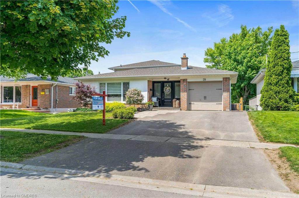 28 Greystone Crescent - Photo 1