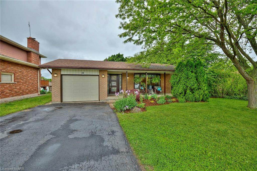 18 Valencia Drive - Photo 1