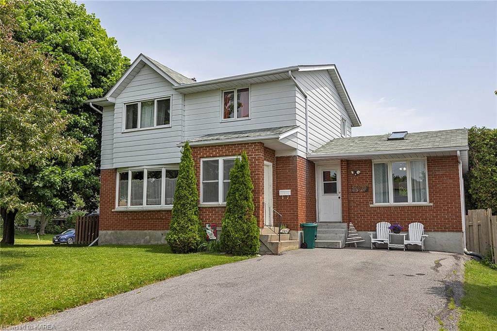 806 Butternut Street - Photo 1
