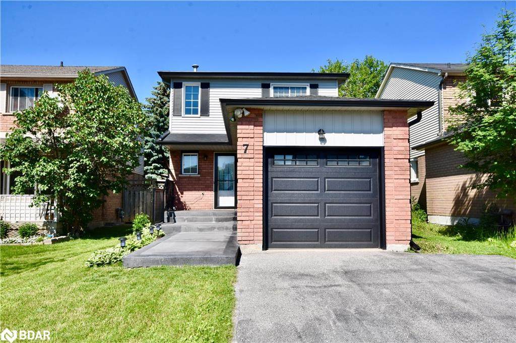 7 Hadden Crescent - Photo 1