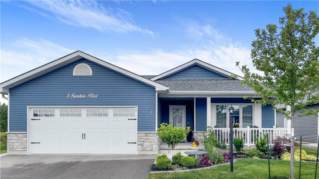 5 Sunshine Boulevard - Photo 1