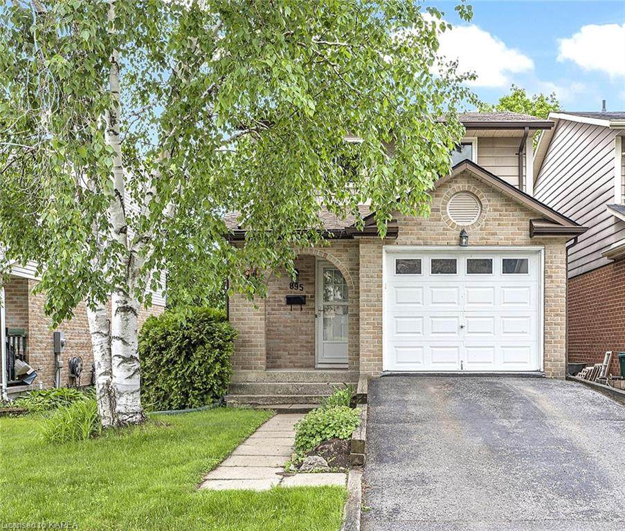 895 Purcell Crescent - Photo 1
