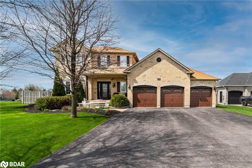 12 Dundas Drive - Photo 1
