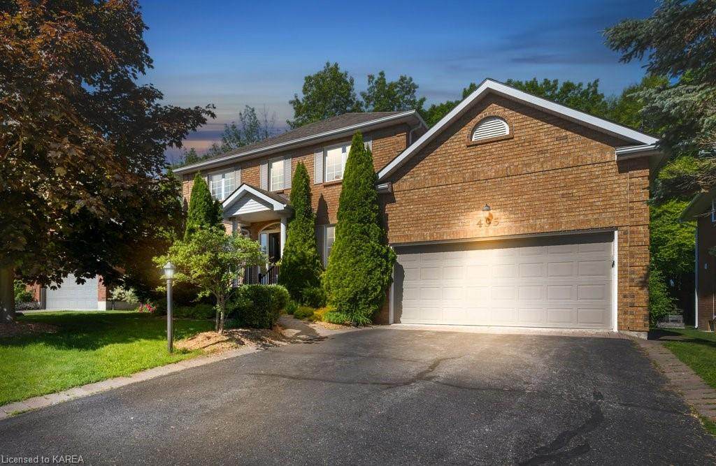 435 Tanglewood Drive - Photo 1