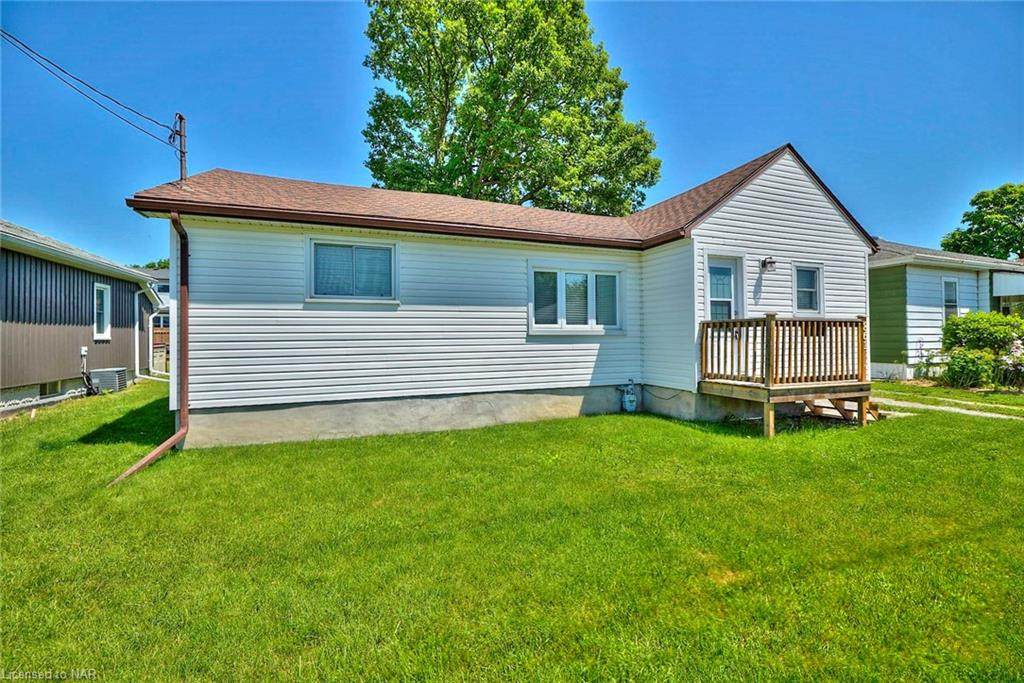 861 Harriet Street - Photo 1
