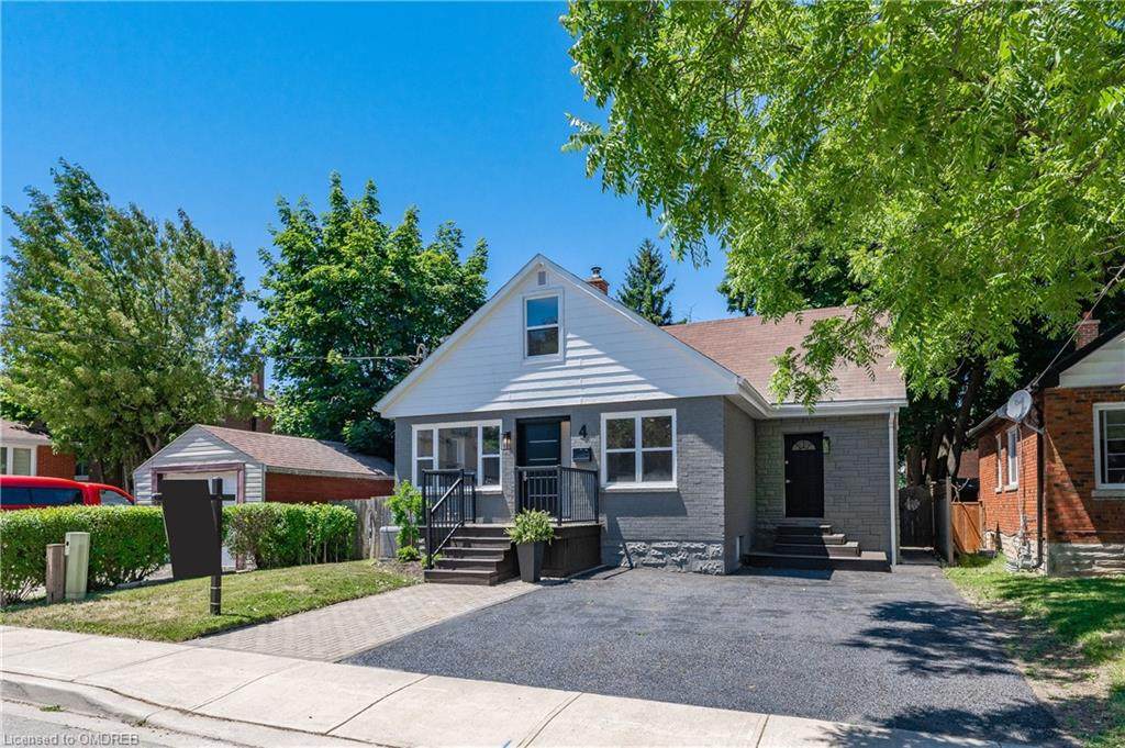 4 Martin Avenue - Photo 1
