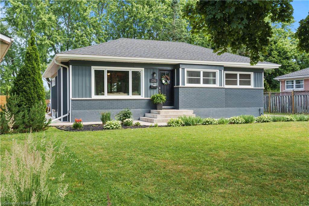 54 Hillier Crescent - Photo 1