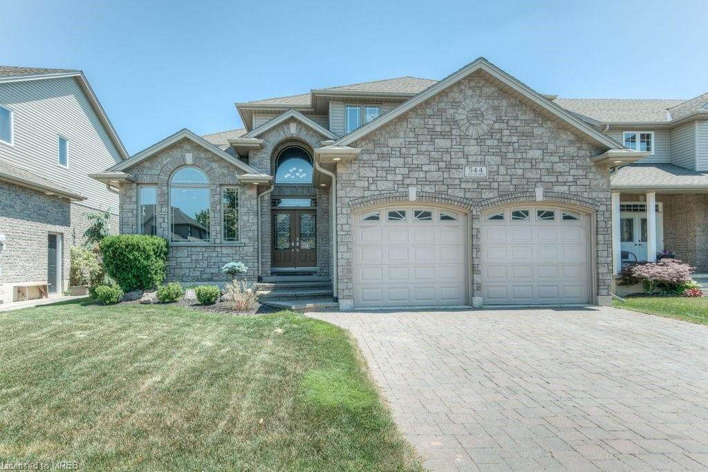 544 Lakeview Drive - Photo 1