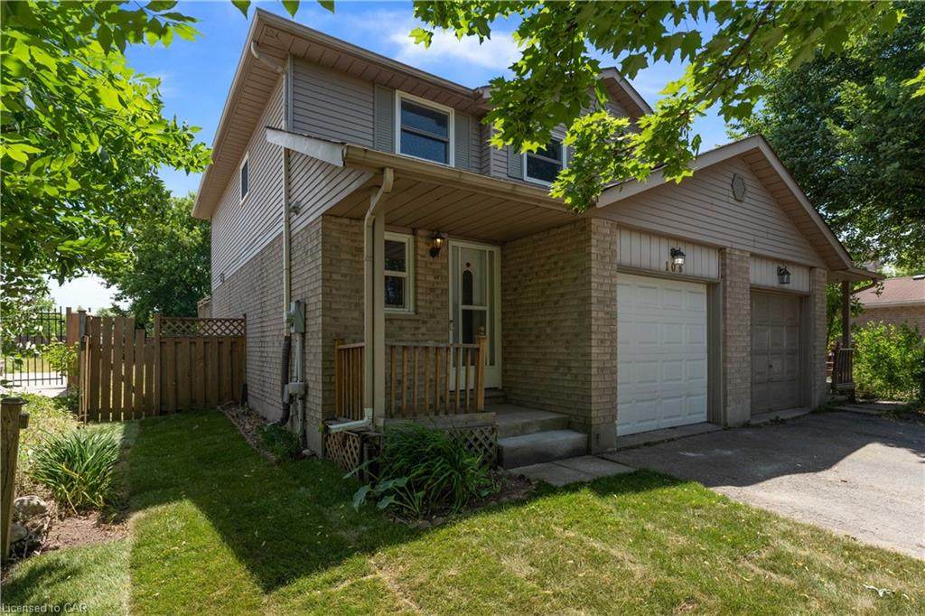 106 Carmine Crescent - Photo 1