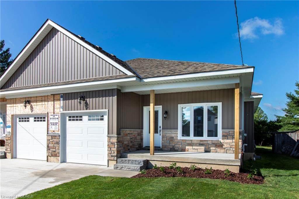 819 Main Street - Photo 1