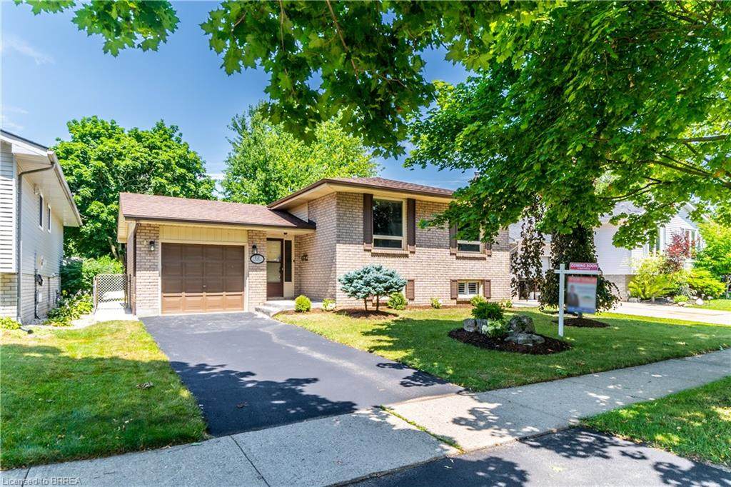 12 Latzer Crescent - Photo 1