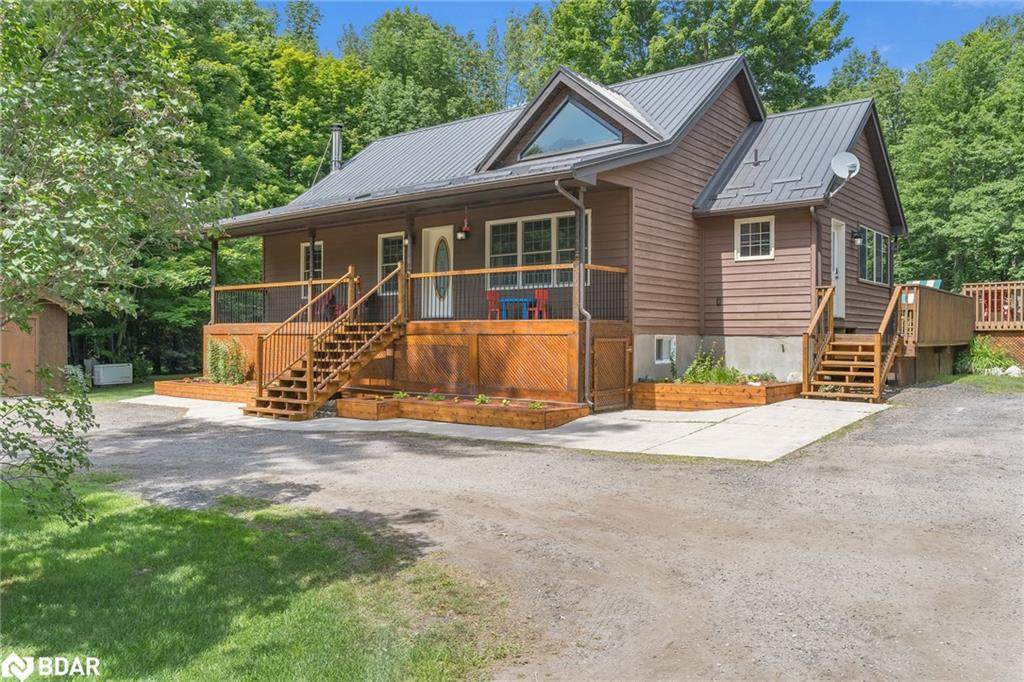 1493 Rosemount Road - Photo 1