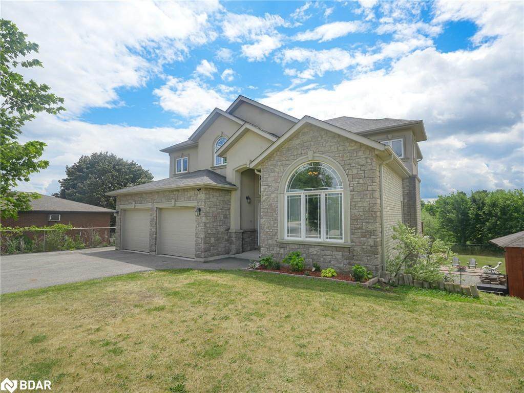 31 Grandview Crescent - Photo 1