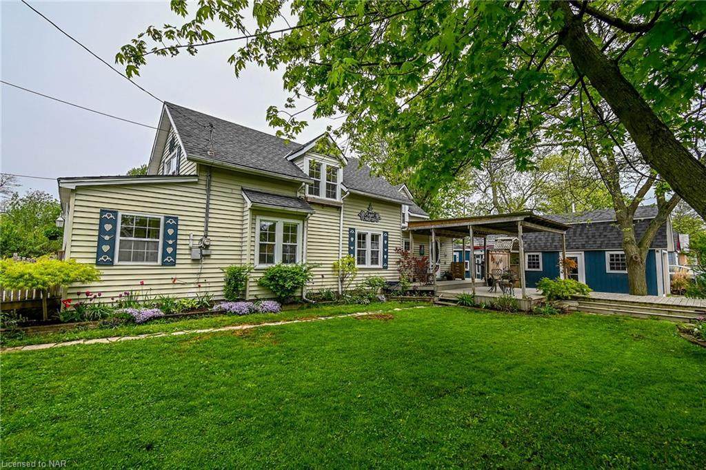 106 Albert Street - Photo 1